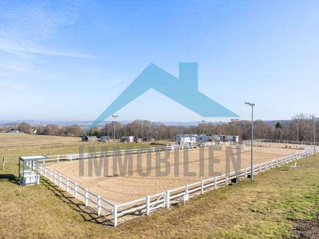Land-/Forstwirtschaft zum Kauf 24.747 m² Grundstück Vollmarshausen Lohfelden 34253
