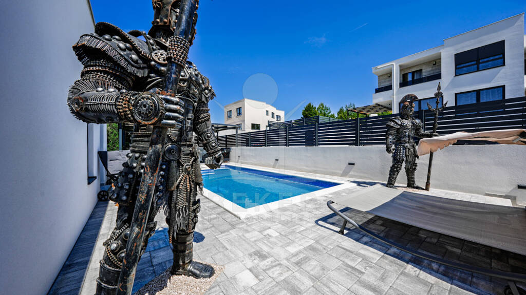 Doppelhaushälfte zum Kauf 640.000 € 4 Zimmer 143,3 m² 300 m² Grundstück Vodice 22211