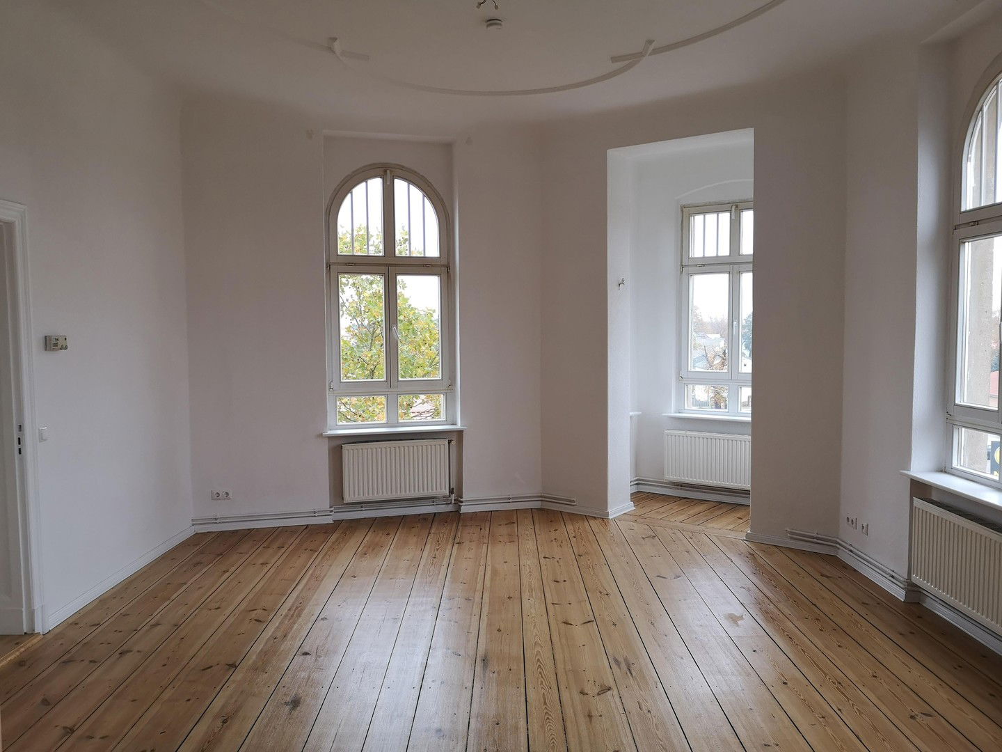 Wohnung zur Miete 1.522 € 5 Zimmer 138,4 m²<br/>Wohnfläche 3.<br/>Geschoss Bernauer Str. 93 Oranienburg Oranienburg 16515