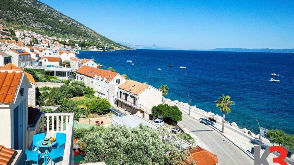 Haus zum Kauf 9.500.000 € 36 Zimmer 1.150 m² Supetar 0