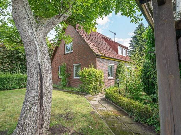 Einfamilienhaus zum Kauf 159.000 € 4,5 Zimmer 117,7 m² 1.015 m² Grundstück Bockhorn 26345