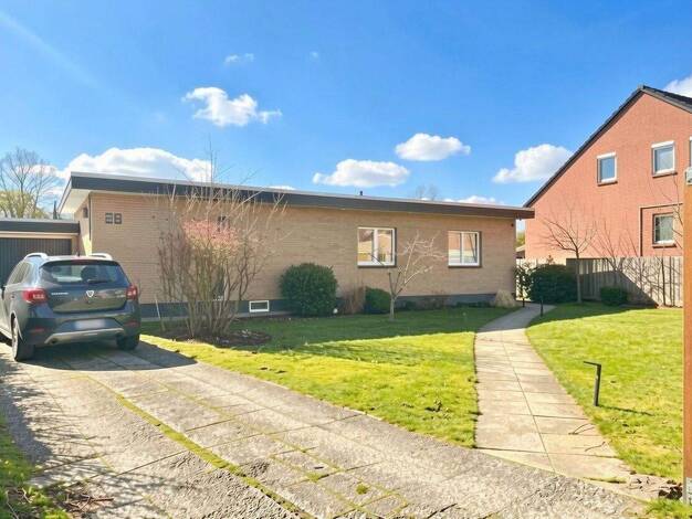 Einfamilienhaus zum Kauf 299.000 € 4 Zimmer 149 m² 882 m² Grundstück Sillenstede Schortens 26419