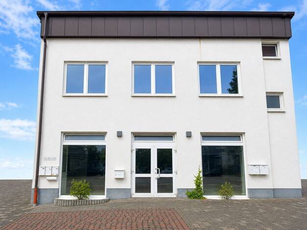 Laden zum Kauf 499.000 € 170 m² Verkaufsfläche Hofheim Hofheim am Taunus 65719