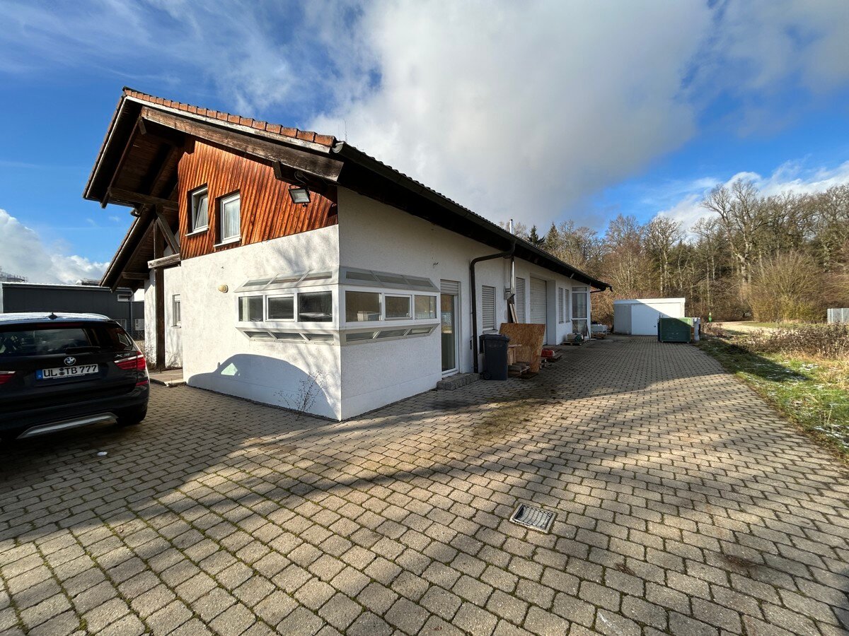 Lagerhalle zum Kauf 290 m²<br/>Lagerfläche Laichingen Laichingen 89150