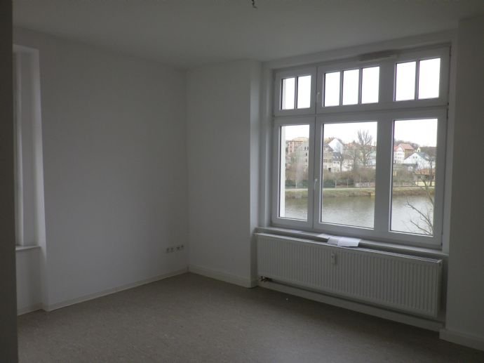 Wohnung zur Miete 284 € 2 Zimmer 56 m²<br/>Wohnfläche 1.<br/>Geschoss ab sofort<br/>Verfügbarkeit Zentrum Altenburg 04600