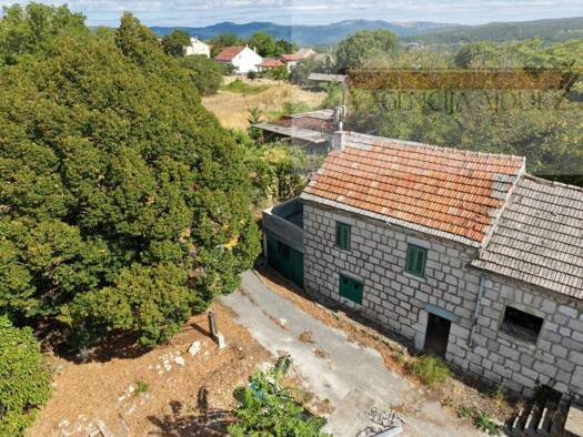 Mehrfamilienhaus zum Kauf 55.000 € 4 Zimmer 136 m² Imotski 21260