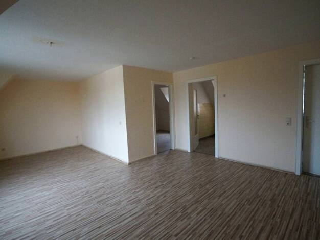 Wohnung zur Miete 385 € 2 Zimmer 56 m² 3. Geschoss frei ab 01.01.2027 Cracau Krefeld 47799