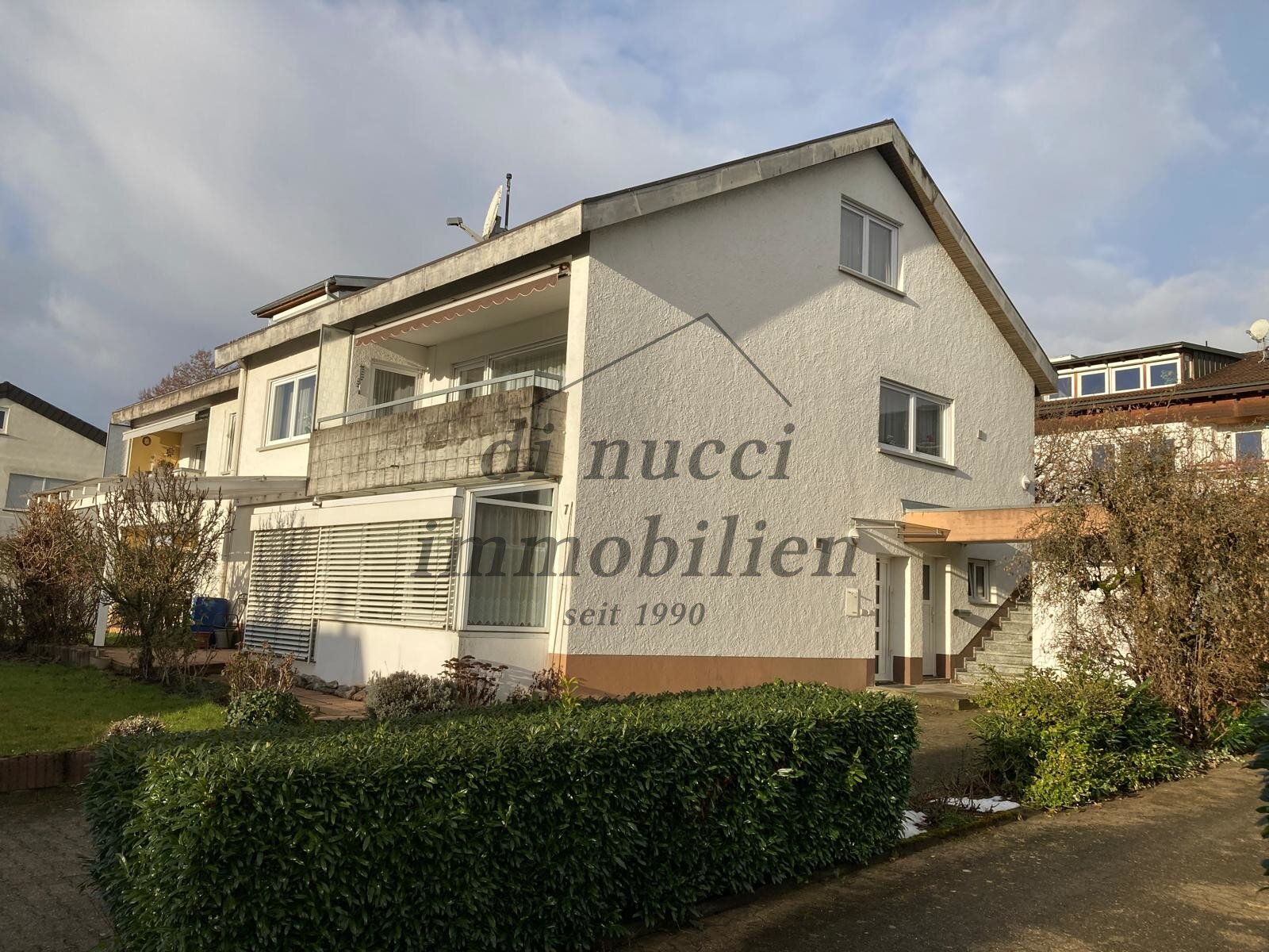 Doppelhaushälfte zum Kauf 438.000 € 7 Zimmer 224,9 m²<br/>Wohnfläche 455 m²<br/>Grundstück Erzingen Klettgau / Erzingen 79771