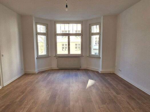 Wohnung zur Miete 900 € 5 Zimmer 150 m² 2. Geschoss frei ab 01.04.2026 Karl-Marx-Straße 13 Mühlhausen Mühlhausen/Thüringen 99974