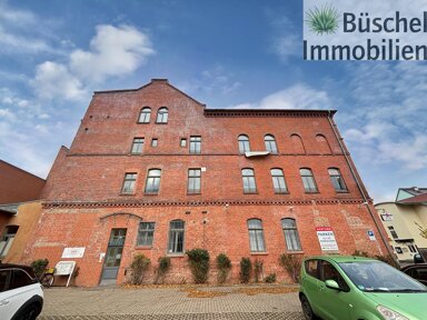 Wohnung zur Miete 1.050 € 6 Zimmer 260,6 m² 5. Geschoss frei ab 01.01.2025 Halberstädter Straße 115a Salzmannstraße Magdeburg 39112