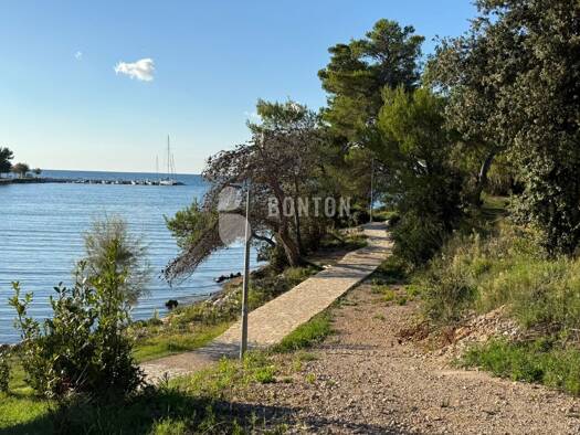 Grundstück zum Kauf 330.000 € Nin 23232