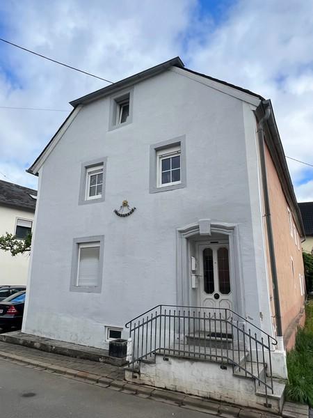 Mehrfamilienhaus zum Kauf 399.000 € 11 Zimmer 280 m²<br/>Wohnfläche 296 m²<br/>Grundstück Ensch 54340