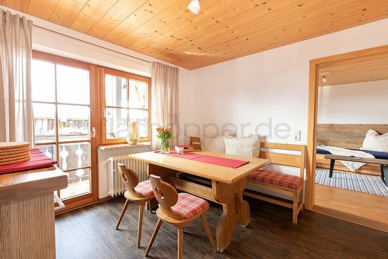 Wohnung zur Miete Wohnen auf Zeit 1.500 € 2,5 Zimmer 65 m²<br/>Wohnfläche 01.02.2025<br/>Verfügbarkeit Ellbach Bad Tölz 83646