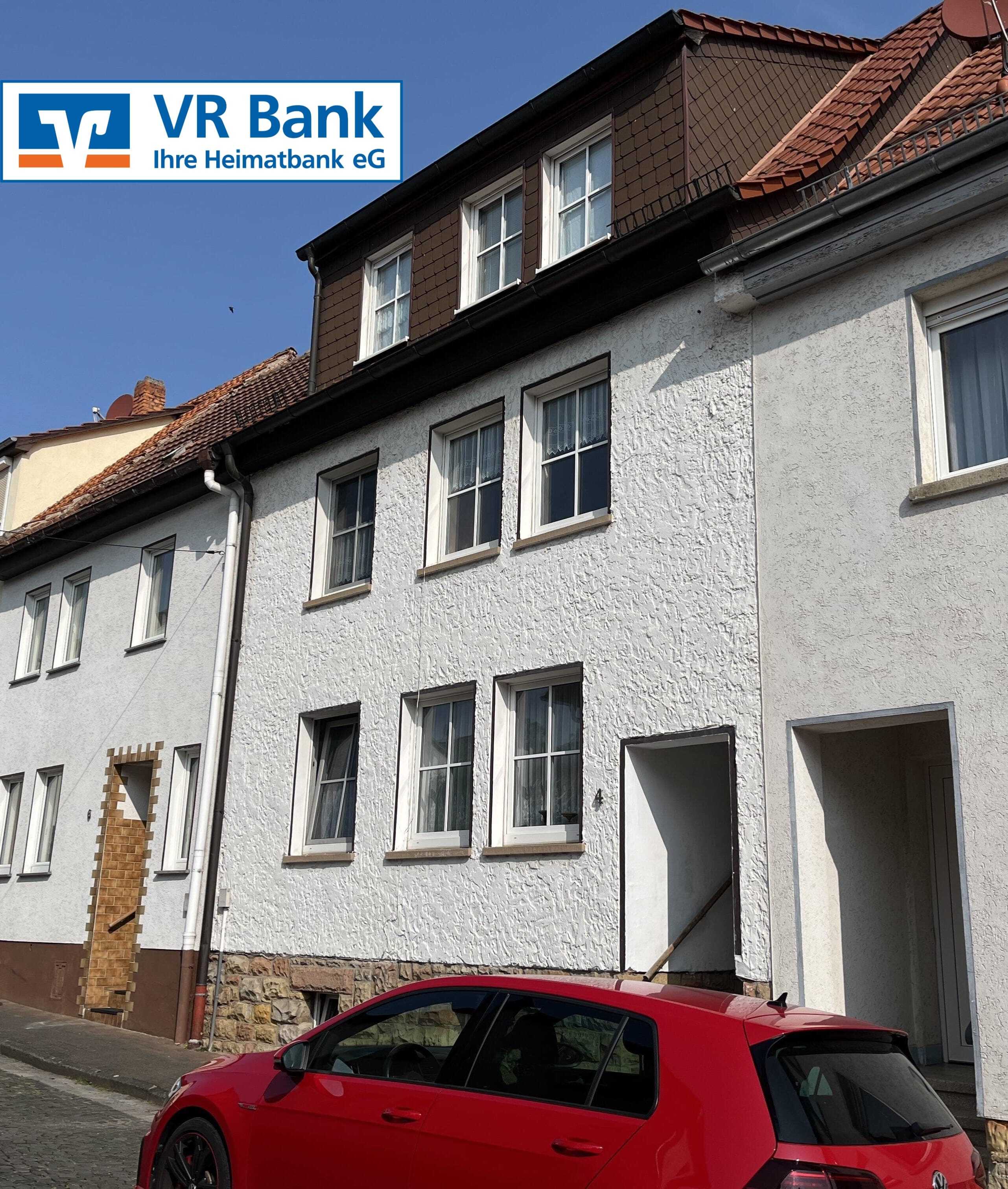 Reihenmittelhaus zum Kauf 158.000 € 7 Zimmer 145 m²<br/>Wohnfläche 134 m²<br/>Grundstück ab sofort<br/>Verfügbarkeit Creuzburg Amt Creuzburg 99831