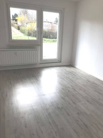 Wohnung zur Miete 700 € 6 Zimmer 123 m²<br/>Wohnfläche ab sofort<br/>Verfügbarkeit Außenring Thurm Hartenstein 08132