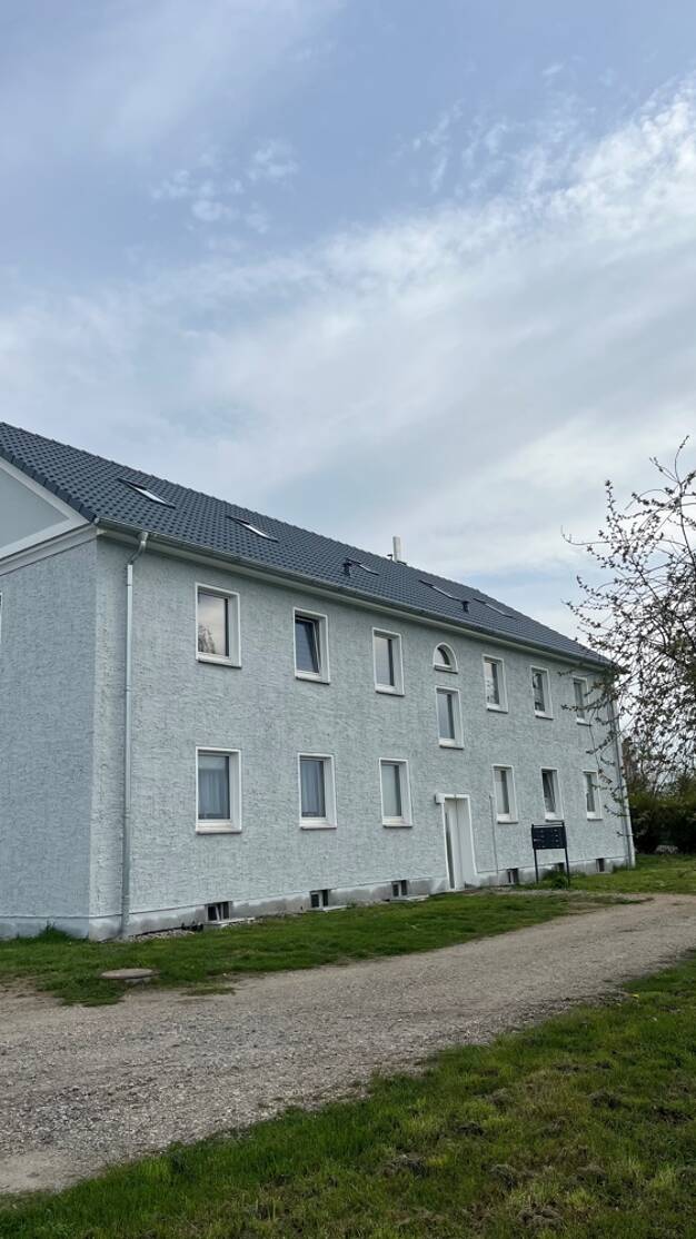 Wohnung zur Miete 880 € 4 Zimmer 110 m² Dachgeschoss frei ab 01.10.2025 Groß Plasten Groß Plasten 17192