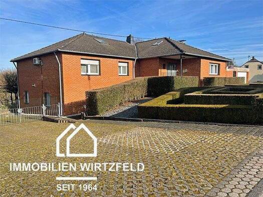 Haus zum Kauf 560.000 € 12 Zimmer 486 m² 5.968 m² Grundstück Utscheid 54675