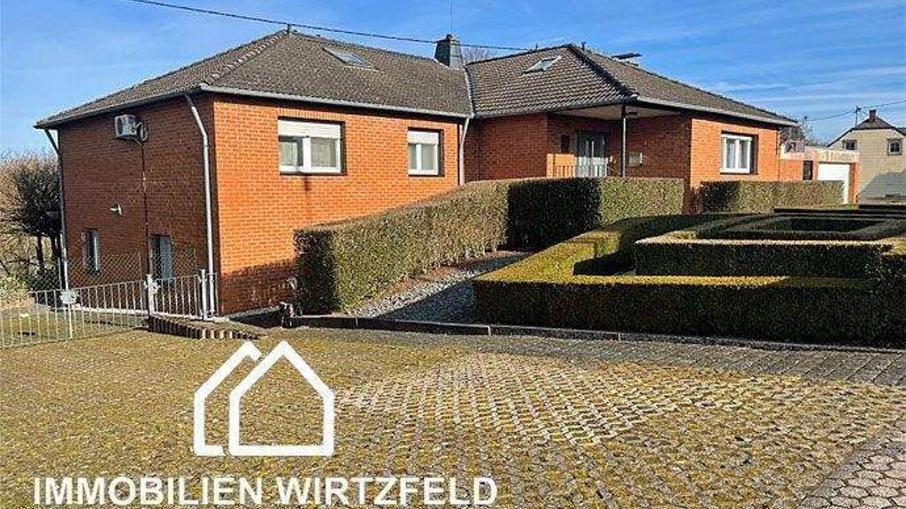 Haus zum Kauf 560.000 € 12 Zimmer 486 m² 5.968 m² Grundstück Utscheid 54675