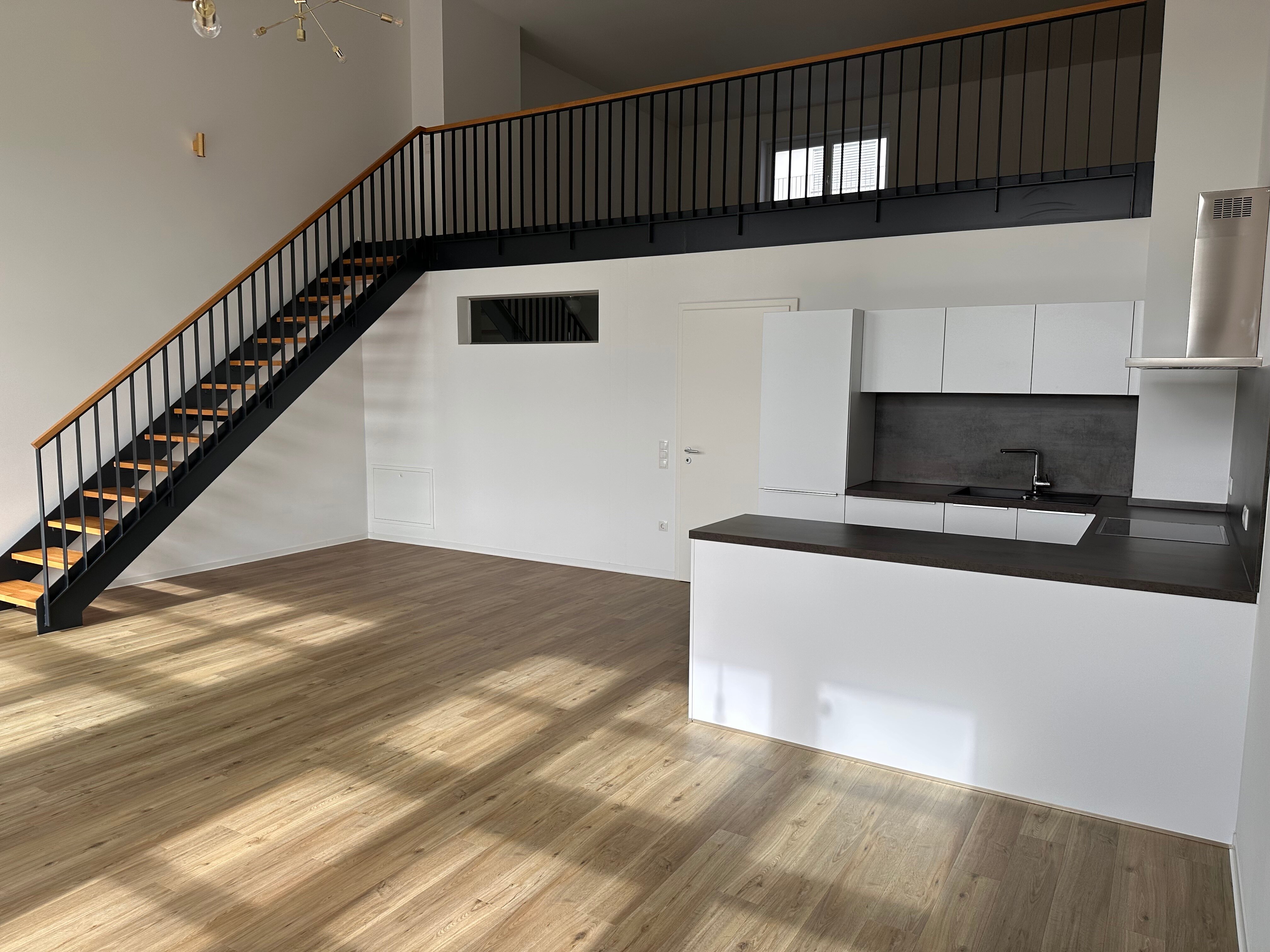 Loft zur Miete 1.390 € 3,5 Zimmer 136 m²<br/>Wohnfläche 2.<br/>Geschoss ab sofort<br/>Verfügbarkeit Forchheim Forchheim 91301