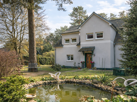 Mehrfamilienhaus zum Kauf 998.750 € 7 Zimmer 360 m² 2.572 m² Grundstück Bestensee 15741