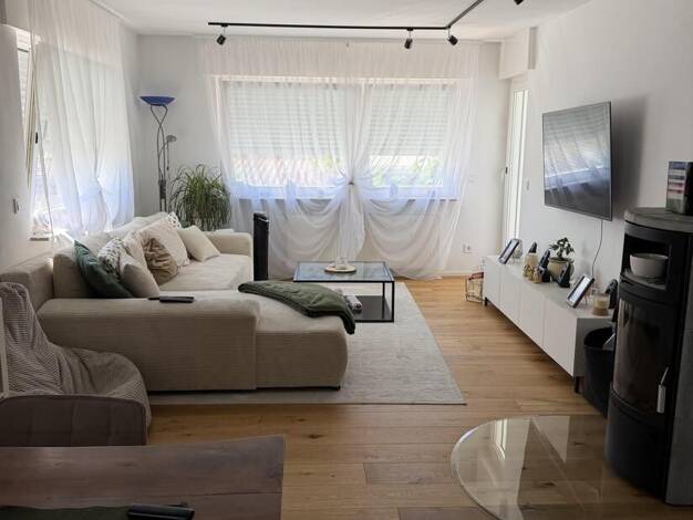 Wohnung zum Kauf 269.000 € 3 Zimmer 72 m² 1. Geschoss Jesingen Kirchheim unter Teck 73230
