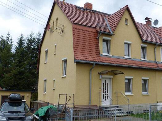Doppelhaushälfte zum Kauf 170.000 € 4 Zimmer 103 m² 340 m² Grundstück Polenz Neustadt in Sachsen 01844