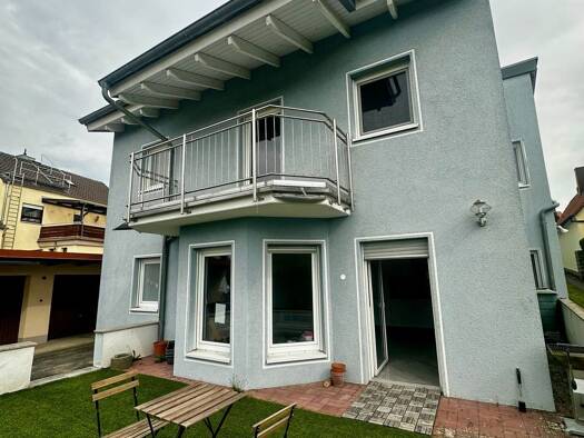 Einfamilienhaus zum Kauf provisionsfrei 399.000 € 3 Zimmer 120 m² frei ab sofort Gerbrunn 97218