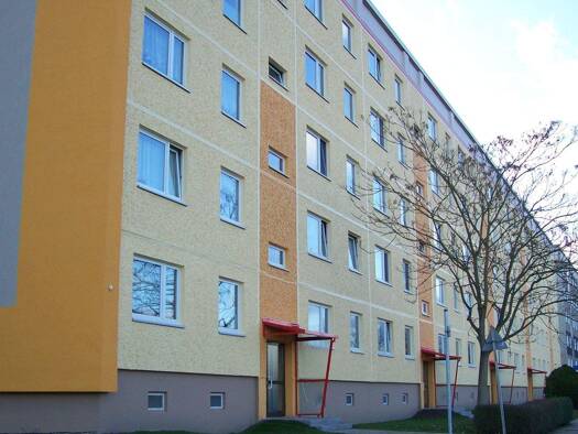Wohnung zur Miete 368 € 3 Zimmer 69,1 m² 2. Geschoss frei ab sofort Karl-Wetzel-Straße 38 Lusan Gera 07549