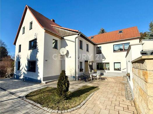 Haus zum Kauf 490.000 € 11 Zimmer 270 m² 1.045 m² Grundstück frei ab sofort Freital 01705