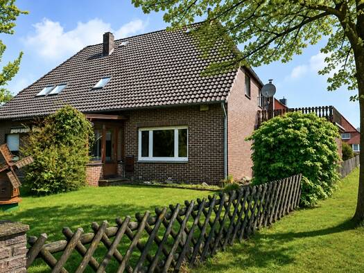 Einfamilienhaus zum Kauf 240.000 € 8 Zimmer 246 m² 648 m² Grundstück Schneeren Neustadt am Rübenberge 31535