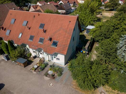 Reihenendhaus zum Kauf 295.000 € 4 Zimmer 105 m² 279 m² Grundstück Niederzimmern 99428