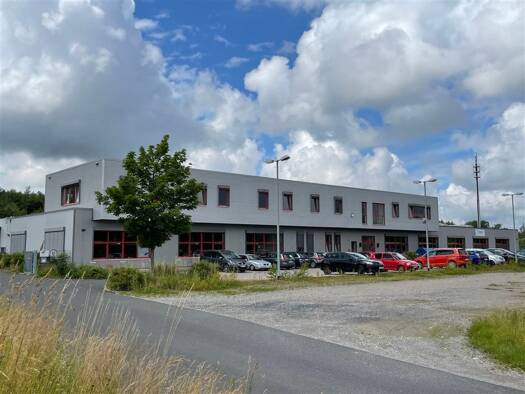 Büro zur Miete 8 Zimmer 462 m² Bürofläche Eisfeld Eisfeld 98673