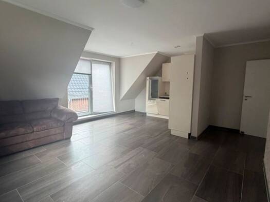 Wohnung zur Miete 1.100 € 3 Zimmer 89 m² Geschoss 2/2 frei ab sofort Heisfelde Leer 26789