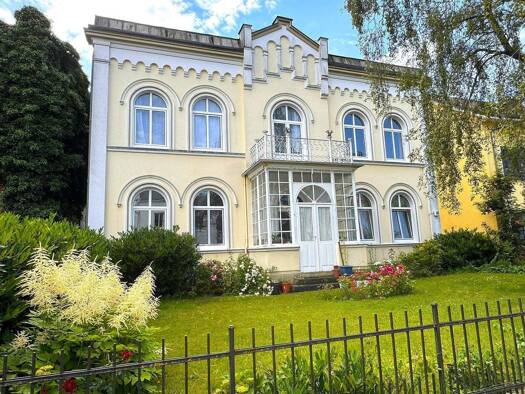 Mehrfamilienhaus zum Kauf 498.000 € 12 Zimmer 320 m² 726 m² Grundstück Eutin 23701