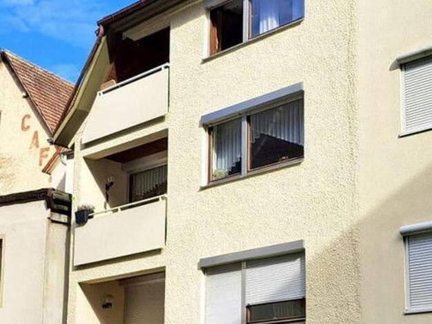 Mehrfamilienhaus zum Kauf provisionsfrei 370.000 € 11,5 Zimmer 377 m² 121 m² Grundstück Marktplatz 11 Haigerloch 72401