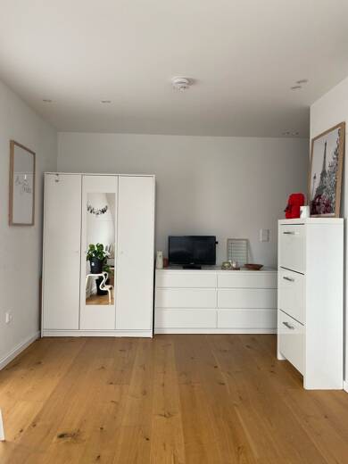Wohnung zur Miete 700 € 1 Zimmer 24 m² Geschoss 2/2 Am Schäfflerbach Augsburg 86153