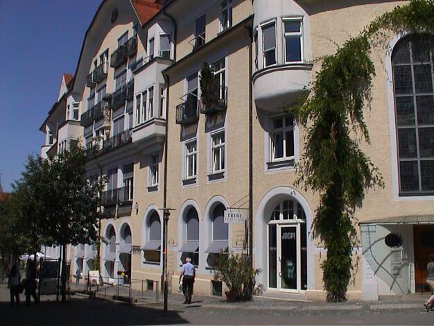 Wohnung zur Miete 1.080 € 2 Zimmer 74,6 m² Altstadt Ravensburg 88212