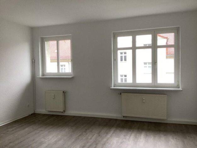 Wohnung zur Miete 534 € 2 Zimmer 49,4 m² 2. Geschoss frei ab 13.12.2025 Radefelder Straße 29 Möckern Leipzig 04159