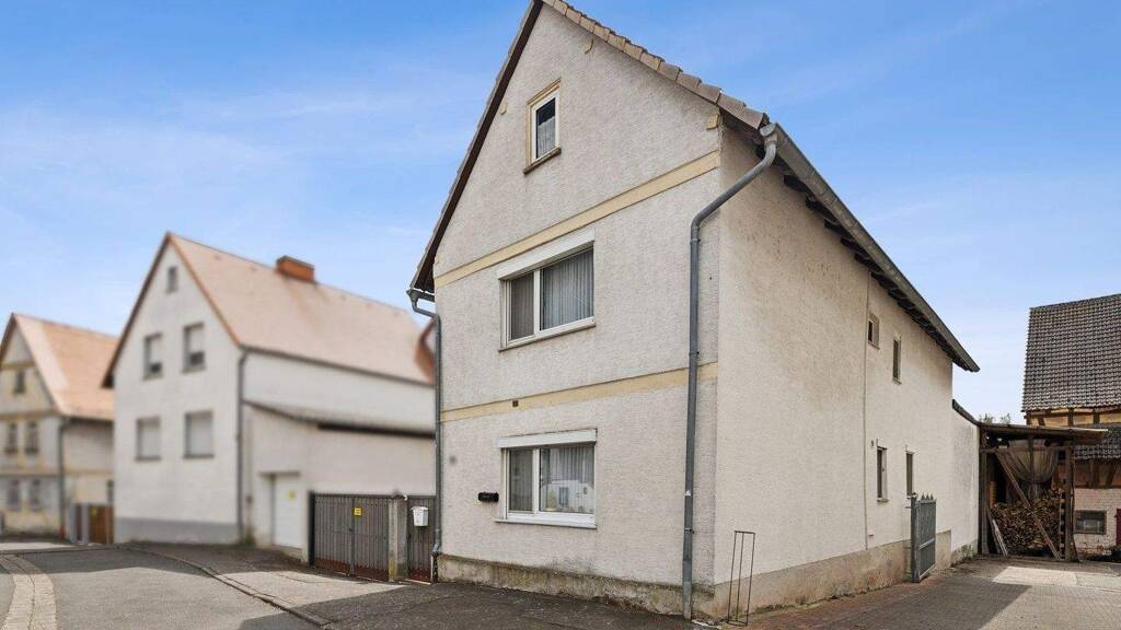 Einfamilienhaus zum Kauf 298.000 € 4 Zimmer 115 m² 1.212 m² Grundstück Berstadt Wölfersheim 61200