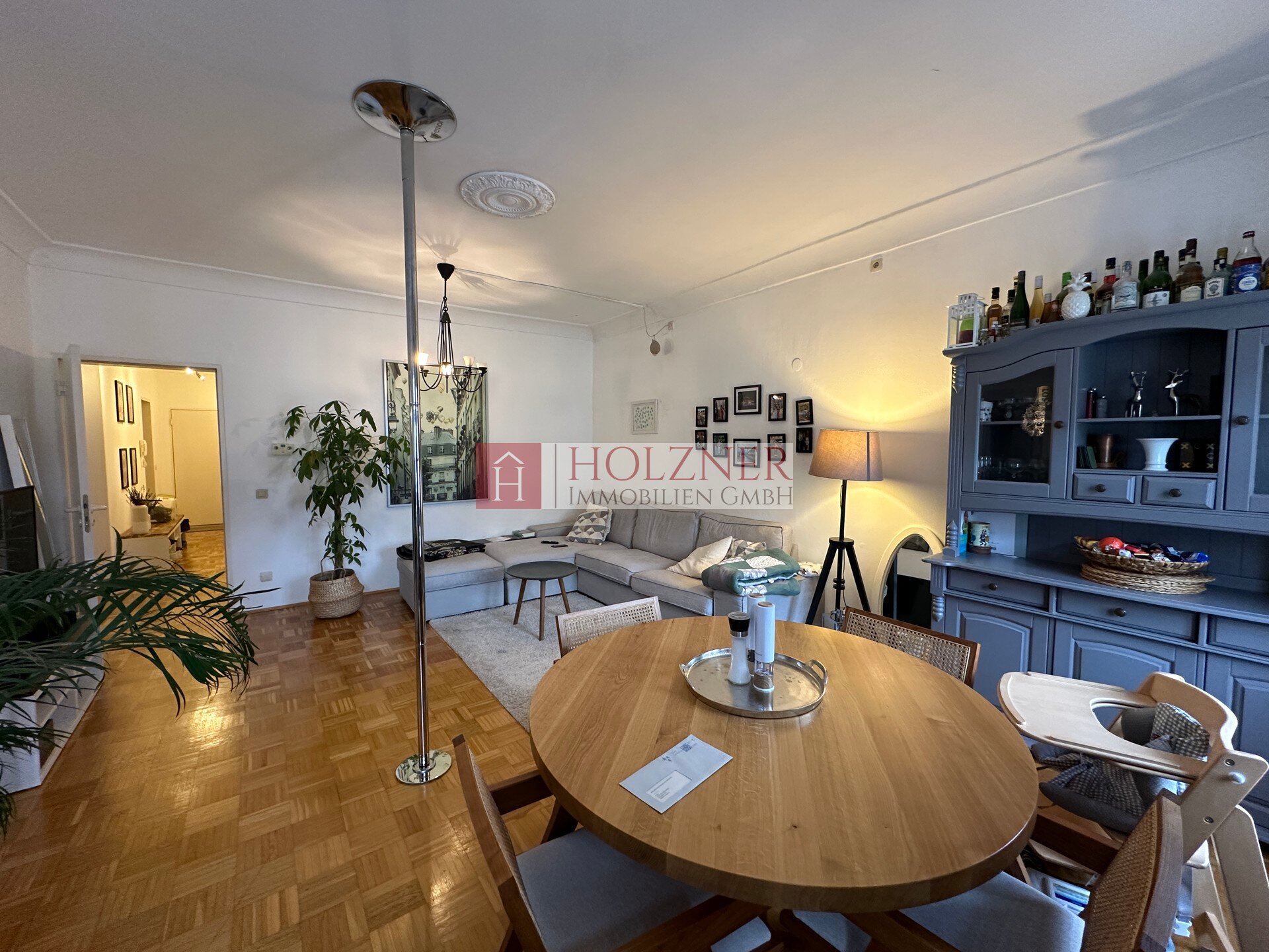 Wohnung zur Miete 820 € 2 Zimmer 84 m²<br/>Wohnfläche 01.04.2025<br/>Verfügbarkeit Altstadt Landshut 84028