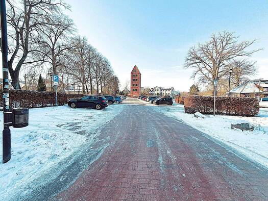 Haus zum Kauf 50.000 € 1 Zimmer 1 m² 400 m² Grundstück Friedrich-Naumann-Allee 41 Ludwigslust 19288