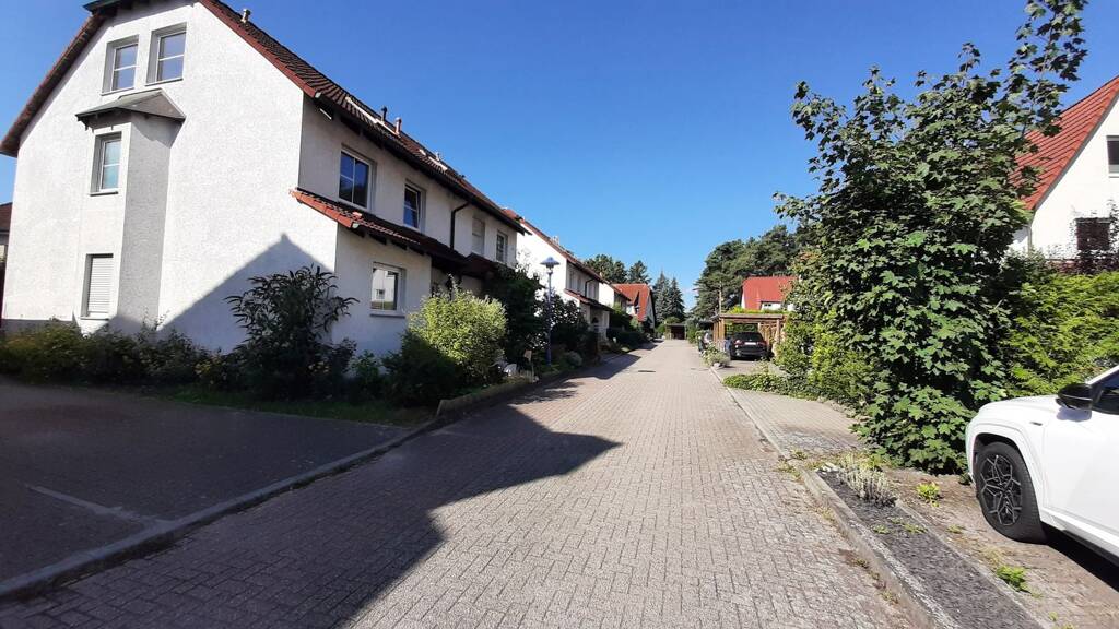 Große und freie DHH, hell und geräumig, ideal für Familien