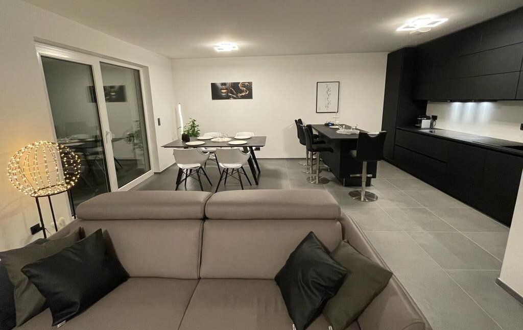 Penthouse zum Kauf provisionsfrei 2 Zimmer 89,5 m²<br/>Wohnfläche 1.<br/>Geschoss ab sofort<br/>Verfügbarkeit Moselweinstraße 111 Brauneberg Brauneberg 54472