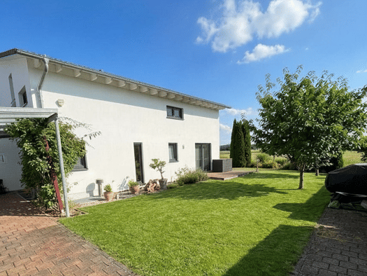 Einfamilienhaus zum Kauf 675.000 € 7 Zimmer 188 m² 596 m² Grundstück frei ab sofort Geisenhausen Geisenhausen 84144