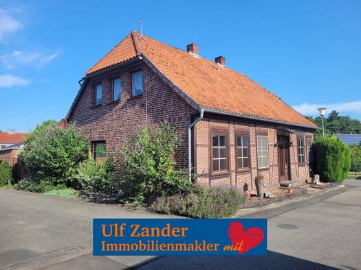 Einfamilienhaus zur Miete 750 € 6,5 Zimmer 142 m² 300 m² Grundstück frei ab sofort in Bad Bodenteich (nicht Schostorf) Schostorf Bad Bodenteich 29389