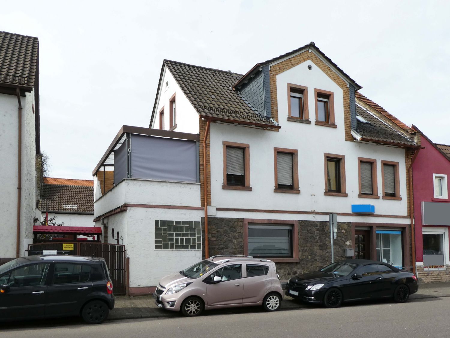 Mehrfamilienhaus zum Kauf 595.000 € 15 Zimmer 315 m²<br/>Wohnfläche 313 m²<br/>Grundstück Steinheim Hanau 63456