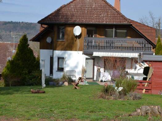 Mehrfamilienhaus zum Kauf 449.000 € 10 Zimmer 235 m² 2.700 m² Grundstück Steinau Steinau an der Straße 36396