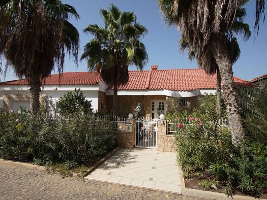 Villa zum Kauf provisionsfrei 1.250.000 € 5 Zimmer 350 m² 2.900 m² Grundstück frei ab sofort Santa Maria 4111