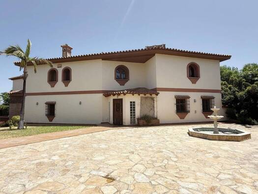 Villa zum Kauf 1.790.000 € 6 Zimmer 493 m² 1.055 m² Grundstück las Palmeras Benalmádena 29630