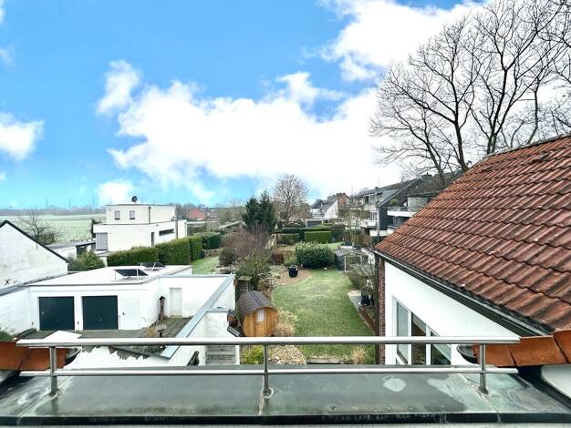 Wohnung zum Kauf 299.000 € 3 Zimmer 94,6 m² Uedesheim Neuss 41468